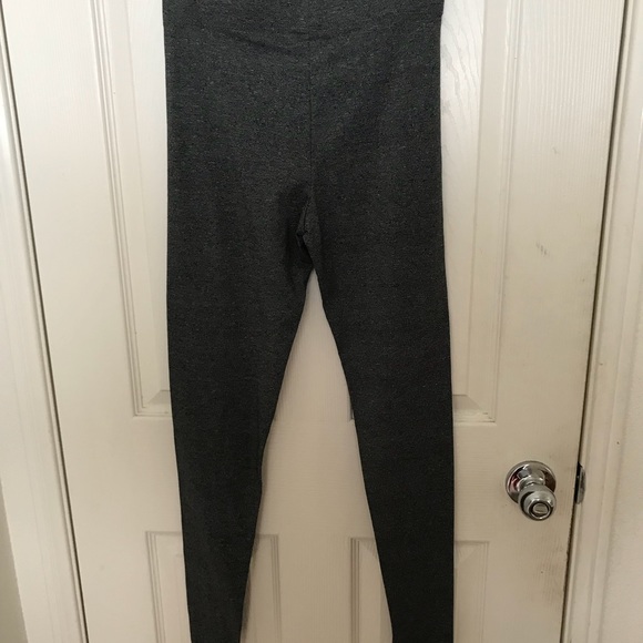 🛑SOLD🛑Charcoal Gray leggings. NWOT - Picture 4 of 5